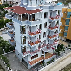 https://vila-namiku.albaniahotels.org