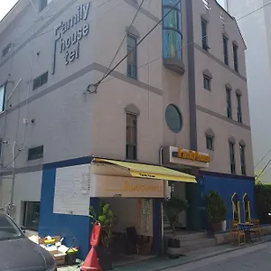 Family House Hongdae , Seúl Corea del Sur